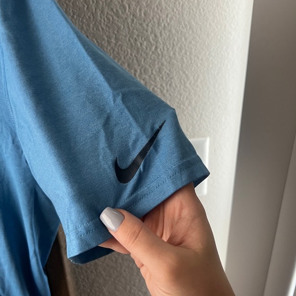 Tennessee Titans Blue T-Shirt - Picture 4 of 5